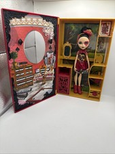 Ever After High Lizzie Hearts