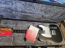 FENDER telecaster modello American Ultra II RW