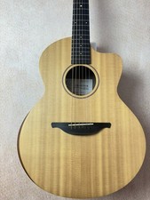 Sheeran by Lowden oggetto