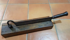 Antica grande affettatrice per pane coltello taglia pane - lama a ghigliottina