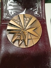 Umberto Mastroianni, Medaglia  in bronzo , 1979, diametro  5 cm.