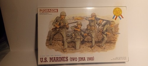 Lotto sei figurine militari - di,