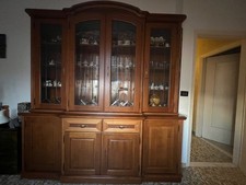 vetrina soggiorno + tavolo