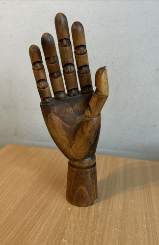 Wooden mannequin articulated - wooden,