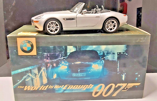 Bmw kyosho james bond - 1:18,