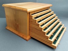 Monetiere in ciliegio massello