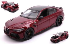 Modellino auto scala 1:18