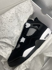 taglia 10-Nike Air Jordan 4s