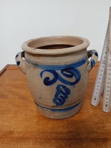 Antica pentola ceramica