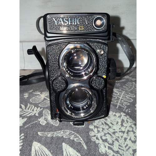 Yashica mat 124 - mat-124, g