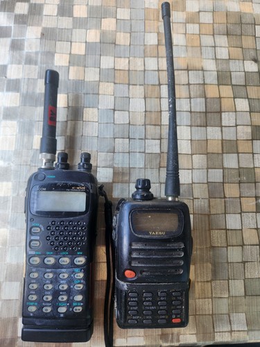 Yaesu più icom - ft-50,