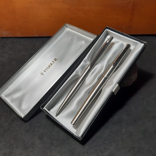 Parker set made in - set,