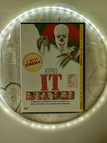 1990 stephen king dvd - -,