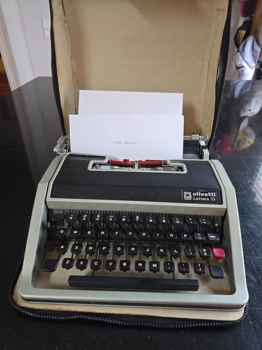 Macchina scrivere portatile - macchina,