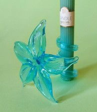Portacandele in vetro soffiato colore azzurro a forma di Fiore + candela