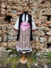 Costume folklore donna dei