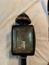 Antica lampada da strada o carrozza a candela