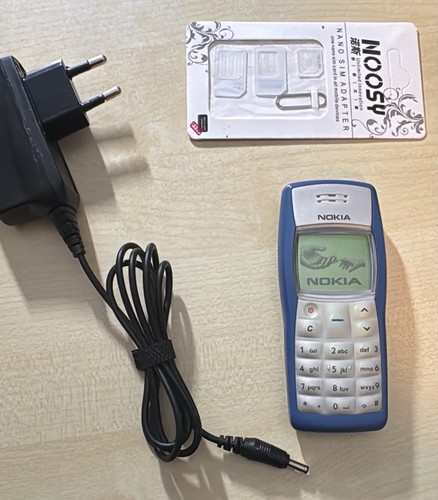 Nokia 1100 retro - rh-18,