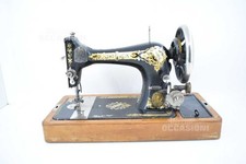 Macchina Da Cucire Vintage