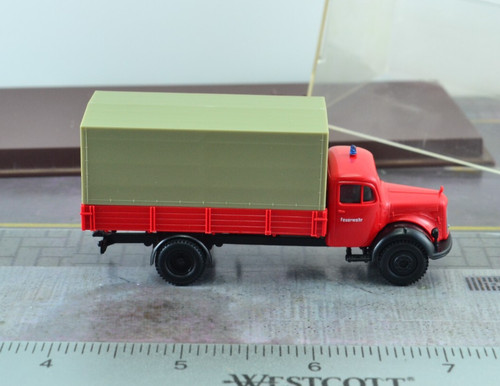 Camion pianale motore