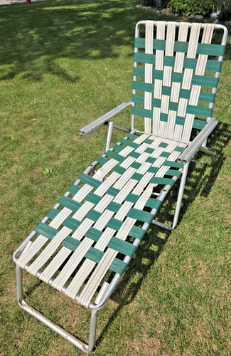 Chaise longue pieghevole