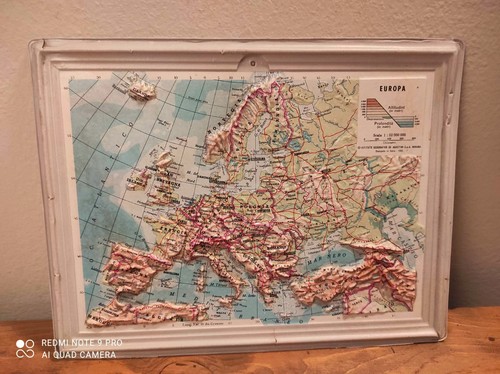 Carta geografica plastificata