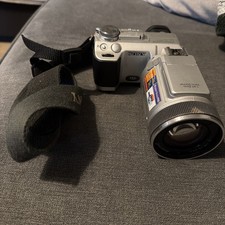 Sony Cybershot DSC-F717