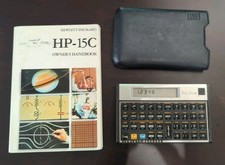 Calcolatrice scientifica vintage Hewlett-Packard HP 15C con custodia e manuale TESTATA