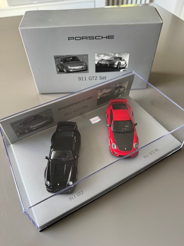 Porsche model set - 911, gt2