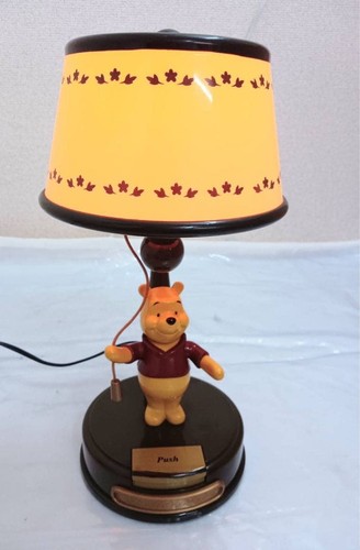 Winnie the pooh action lamp - pooh,
