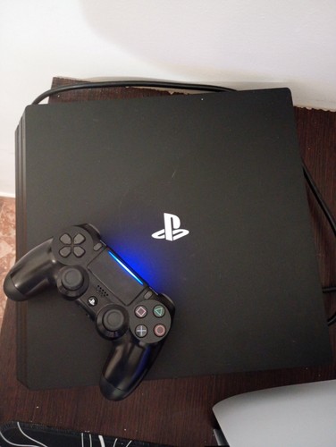 Sony playstation pro console - 4,