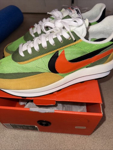 Taglia sacai x nike - taglia,