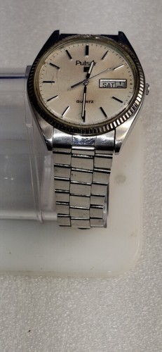 Vintage pulsar quartz - vintage,