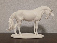 Midi Max Venti Taglia Criollo Cavallo Resina con Base Magnetica di Morgen Kilbourn