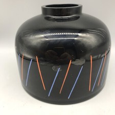 MARCELA VESMIKOVA. vaso in