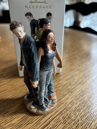 Hallmark 2011 bella edward - hallmark,