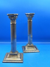 Coppia Porta Candela Candelabri In Metallo Argentato Inglesi Inghilterra D'epoca