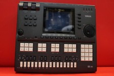 Sequencer Yamaha QY700 QY 700