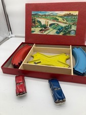 coffret Distler circuit américain 2voitures très bon état avec boite 