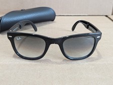 Ray-Ban RB4105 Wayfarer