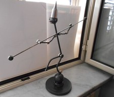Scultura mderna in ferro su