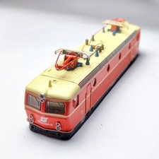 FULL HOUSING LOCOMOTIVE TRAIN