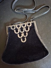 borsetta vintage in velluto nero, anni '70