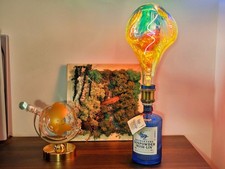 Lampada di design: bottiglia di Gin Gunpowder - Lampadina iridescente