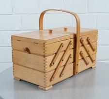 Scatola da cucito in legno