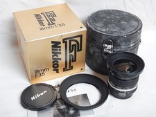 Nikon 18mm f3.5 AI-S AIS + Scatola Box + HardCase + HOOD in MINT Condition NUOVO