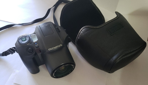 Olympus 100s con obiettivo - is-100s,
