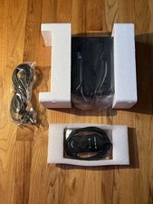 *PREZZO FINALE* Buttkicker BKA-130-C, Amplificatore di Potenza, con Cavo di Alimentazione e Telecomando.