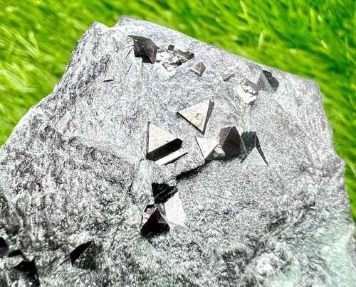 123 cristalli magnetite gm - 123, di