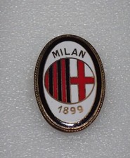 MILAN CALCIO STEMMA LOGO SMALTATO VINTAGE IDEALE PER CALANDRA AUTO